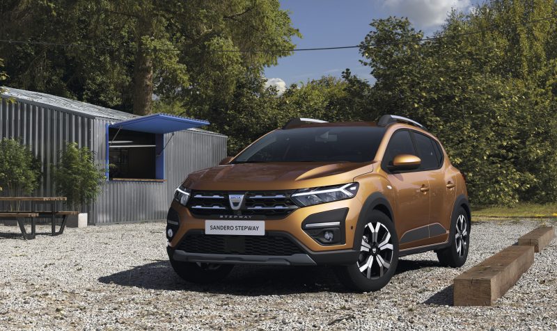 Dacia Yeni Sandero, Yeni Sandero Stepway ve Yeni Logan ile çağdaş otomobili yeniden tanımlıyor